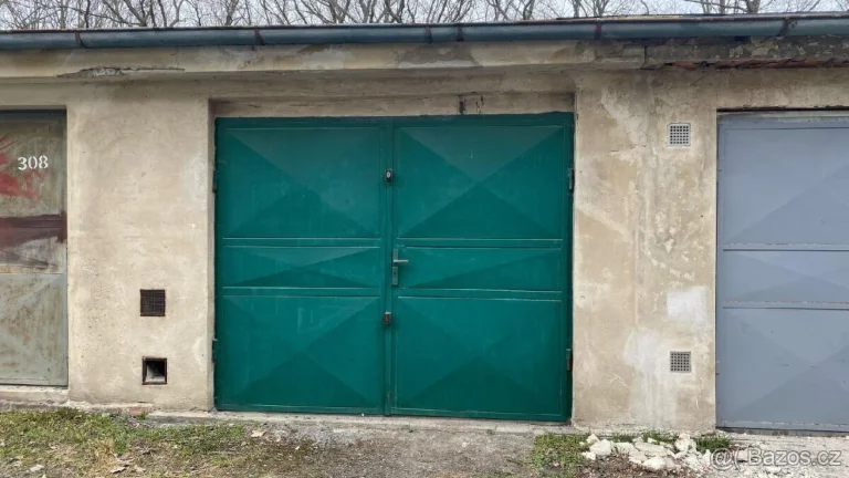 Garáž v Děčíně