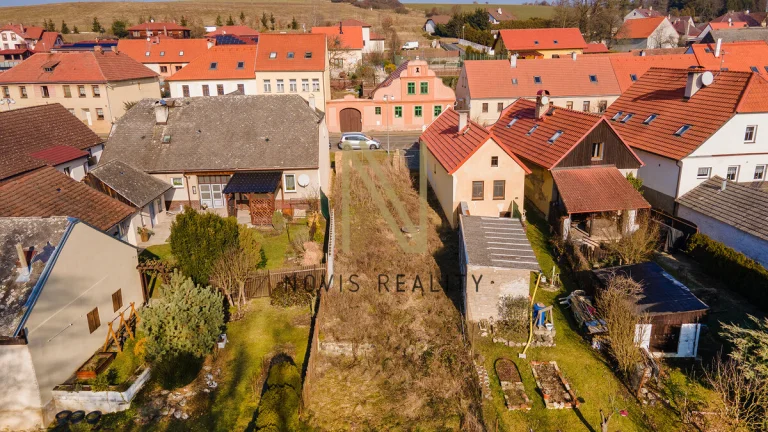 Prodej, pozemek k výstavbě s projektem, 387 m², Plzeňská, Sp