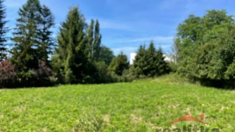 Prodej stavebního pozemku 1250m2, obec Bratříkovice