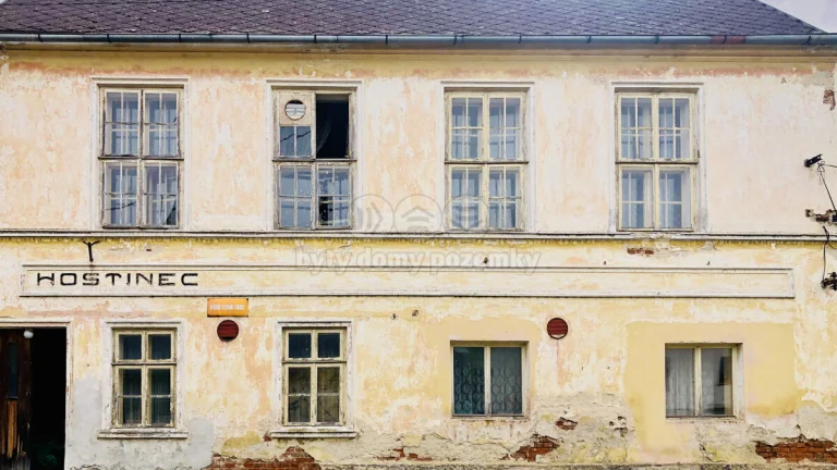 Prodej rodinného domu, 300 m², Rozsedly