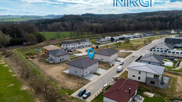 Prodej novostavby, 5+kk, pozemek 640 m2, Mariánovice