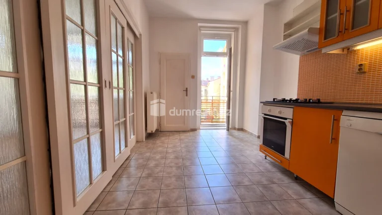 pronájem 3+1 100 m2 P3 Vinohrady částečně zařízen
