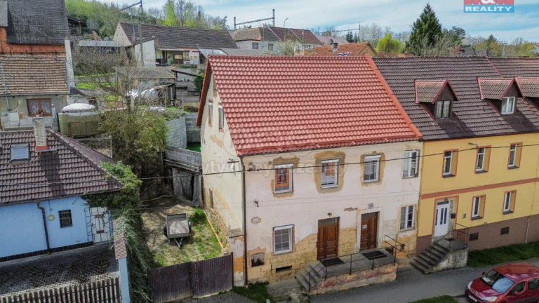 Prodej rodinného domu, 285 m², Kozolupy