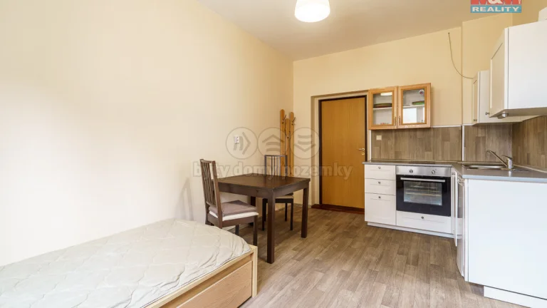 Pronájem bytu 2+kk, 42 m², Kraslice, ul. Čs. armády