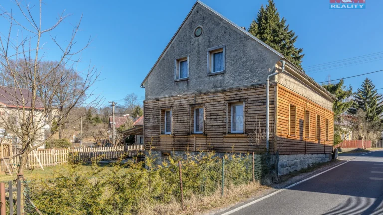 Prodej rodinného domu, 380 m², Brtníky