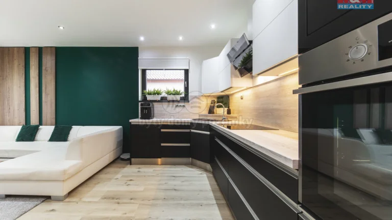 Prodej rodinného domu, 99 m², Nová Ves
