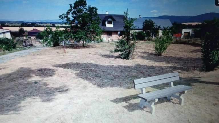 prodam zahradu mladejovice u šternberka