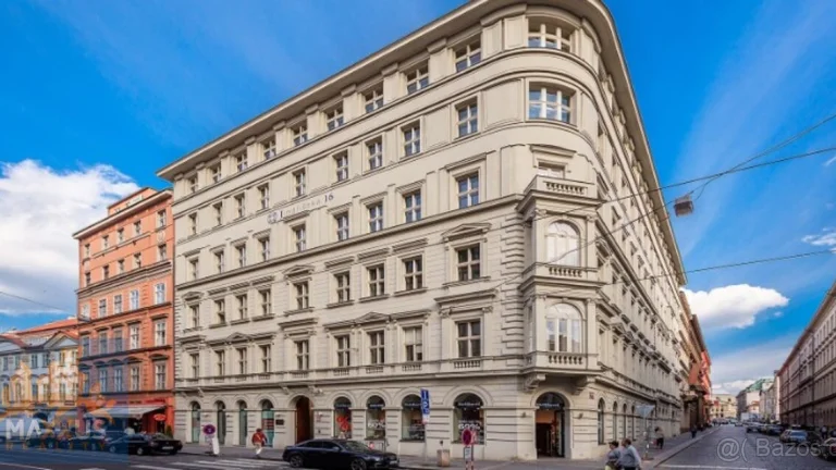 Pronájem kancelářských prostor (343,98 m2) Praha 1 - Nové mě