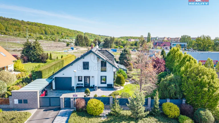 Prodej rodinného domu, 190 m2, Chomutov , ul. Jarní