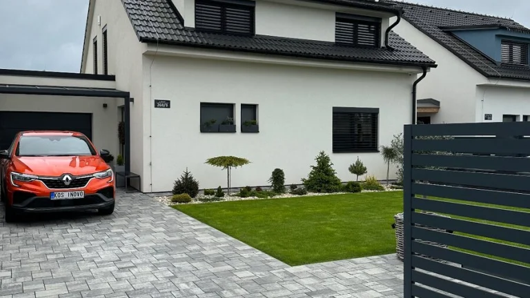 SLEVA NOVOSTAVBA 163m² 5+kk poz. 496 m² PŘEROV - KOZLOVICE
