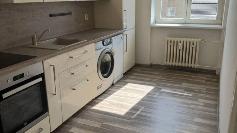 Pronájem byt 2+1, 56㎡