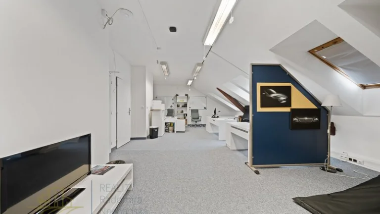 Pronájem kanceláře 83 m² Českobratrské náměstí, Mladá Bolesl