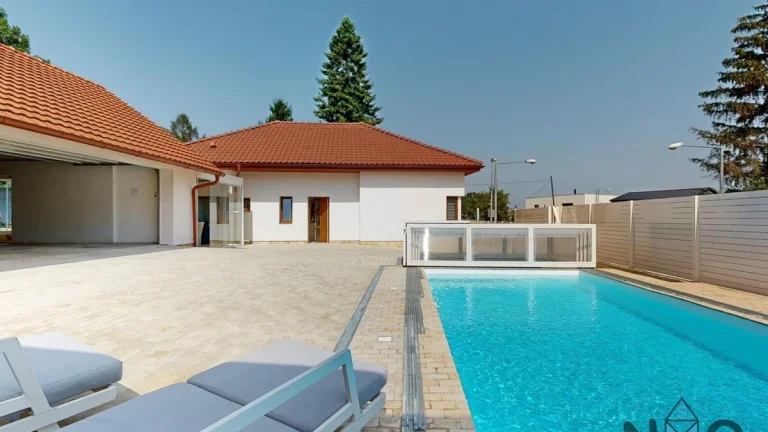 Prodej rodinného domu 197 m², pozemek 621 m²