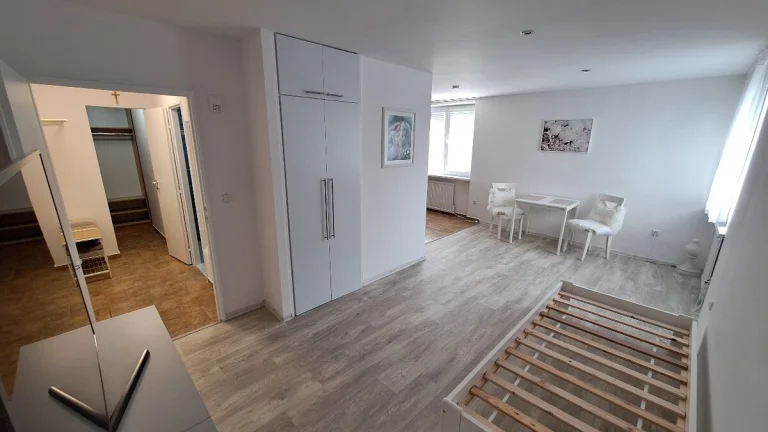 Pronájem bytu 1+kk (35 m2 ) Frenštát p. R.