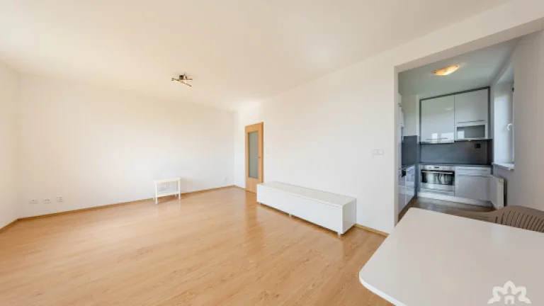 Pronájem bytu 2+kk, 62m², Uherské Hradiště - Derflanská