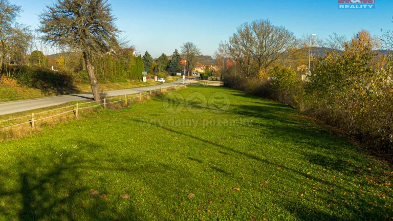 Prodej pozemku, 1642 m², Zlatá Koruna