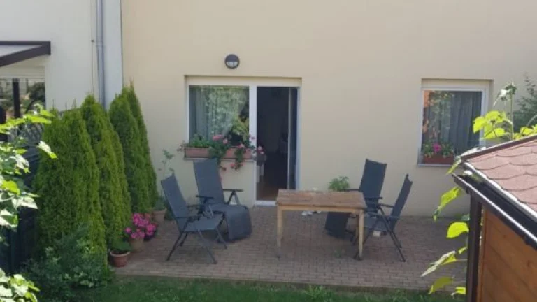 Rodinný řadový dům 5 kk, 2 koupelny, 2 parkovací...