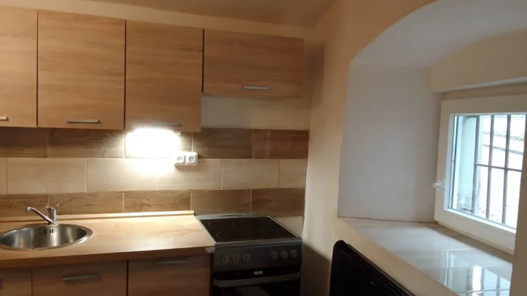 Nejlevnější pronájem + služby bytu v centru Kutné Hory