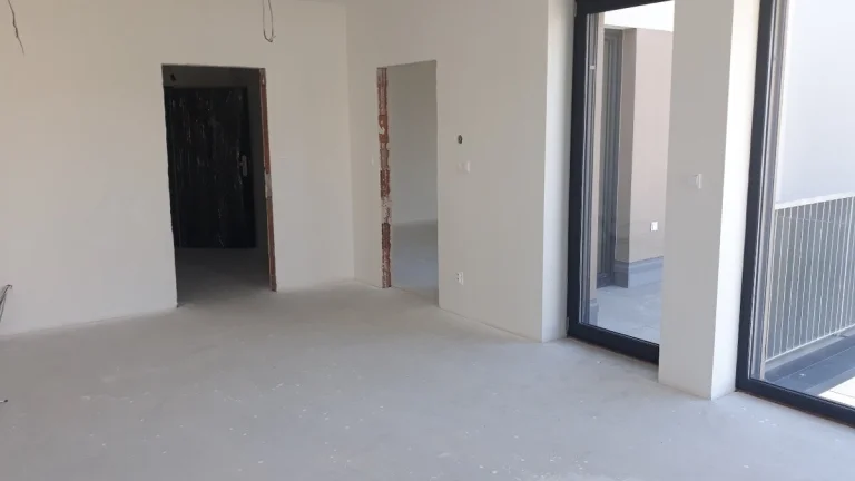 2+kk s lodžií a sklepní kójí