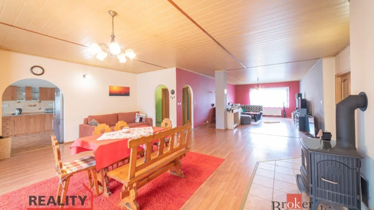 Prodej, domy/rodinný, 465 m2, 43801 Čeradice, Louny [ID 6957