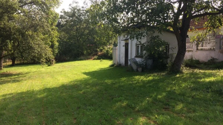 Prodej pozemku na RD Strančice