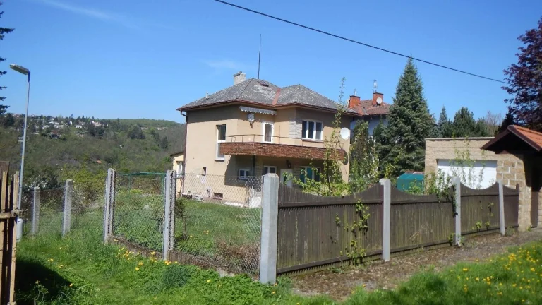 RD Hradištko-Pikovice, Praha záp.,-prodej dražbou