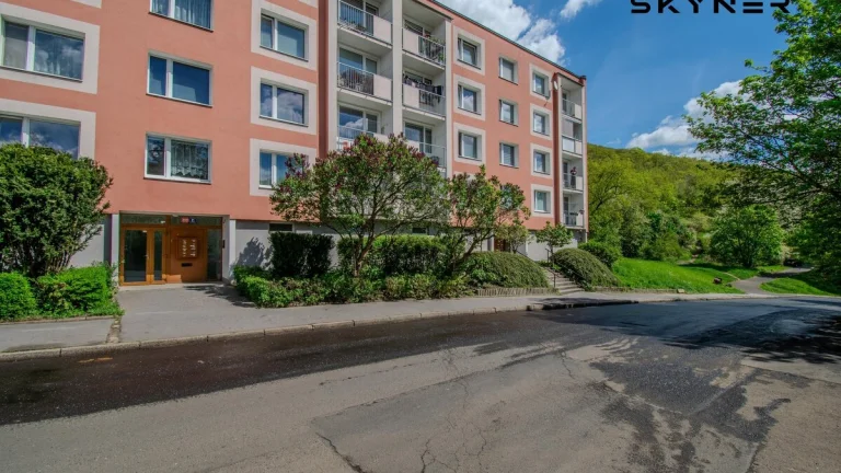 Pronájem byty 3+1, 82 m2 - Ústí nad Labem - Severní Terasa