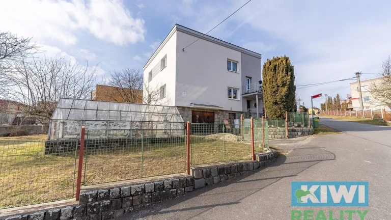 Pronájem, byt 4+1, 74 m2, Dolní Lhota, ev.č. 1422