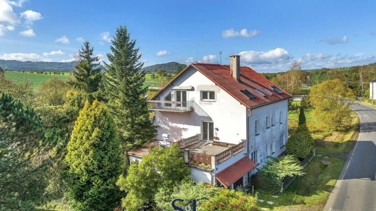 Prodej rodinného domu, 389 m2 - Stružnice - Jezvé