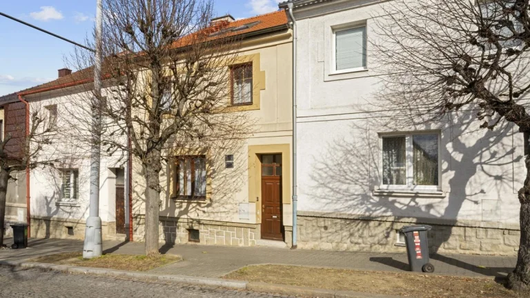 Prodej rodinného domu 180 m2, Plzeň, Sokolská ul.