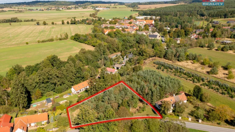 Prodej pole, 2029 m², Olešná