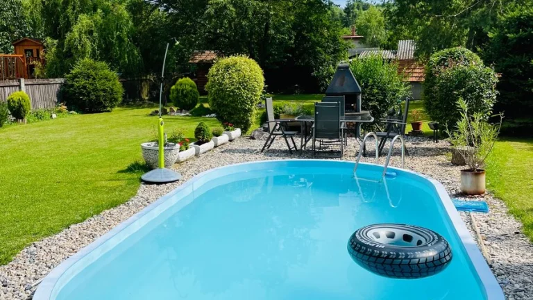 Stavební pozemek 800m2 Vráž u Berouna / včetně stavby