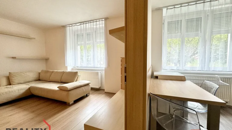 Pronájem, byty/2+kk, 48 m2, Rumunská 1693/7, 66902 Znojmo, Z