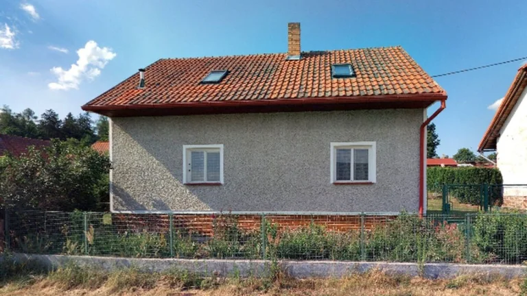 Rekreační domek 3+1 + kůlna, Táborsko, pozemek 745m2