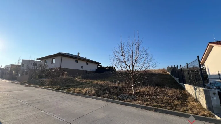 Pozemok na predaj v Nitre, mestská časť Janíkovce