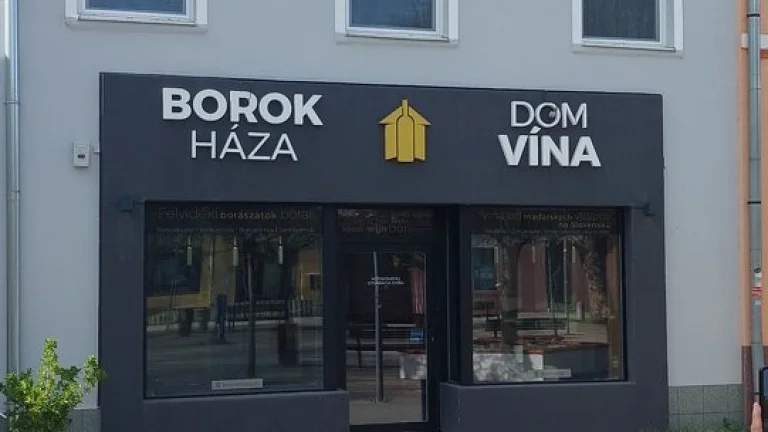 Prenajom
