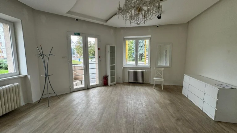 4 IZBOVÝ NEBYTOVÝ PRIESTOR, 130M2, JESENSKÉHO, KOŠICE