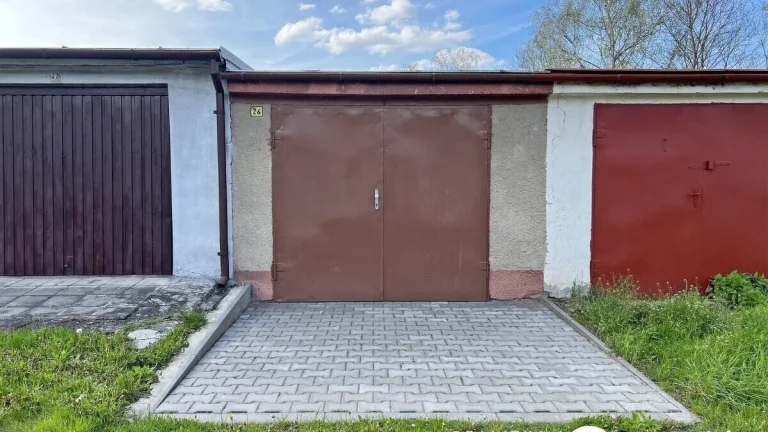 Kúpa garáže