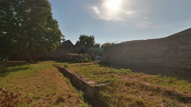 Pozemok 5 km od Dunaja, investičná príležitosť