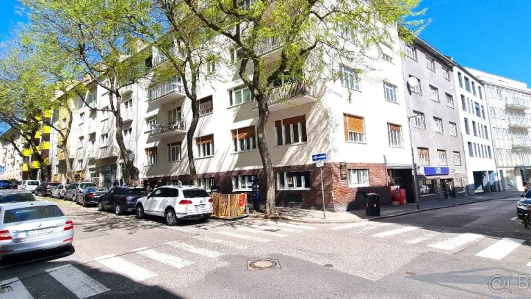 NOVINKA - 3i. byt 108m2, krb, balkón, pivnica / CENTRUM BA.