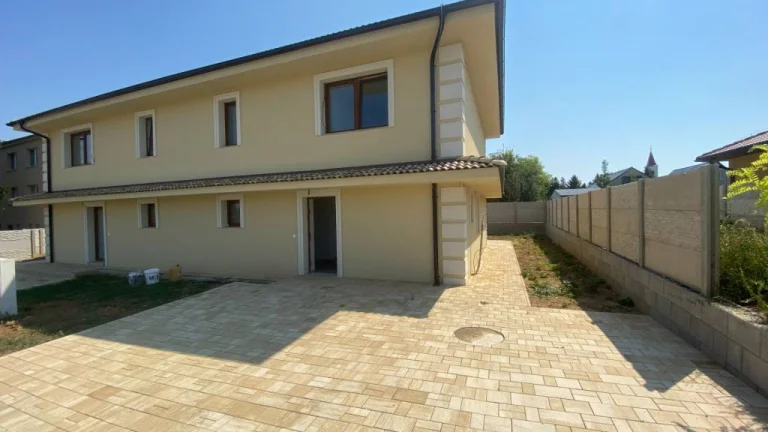 Úsporný 4 izbový poschodový rodinný dom - novostavba, Veľké