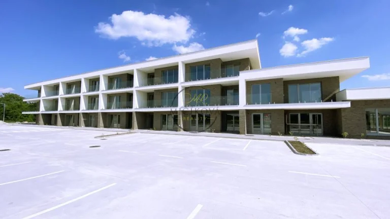 Trojizbový byt s terasou 27,46 m2 v meste Galanta