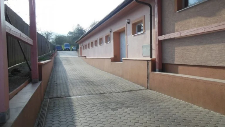 Prenájom vykurovaného skladu vo Vrútkach, na hlavnom ťahu