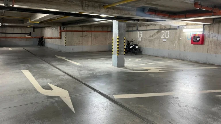 MAJITEĽ - parkovacie státie Mäsiarska 57/A Košice