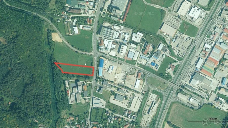 Pozemok na predaj, Banská Bystrica.