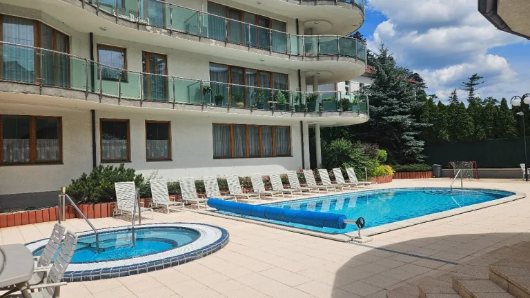 Dvojizbový apartmán v kúpeľnom meste Trenč.Teplice