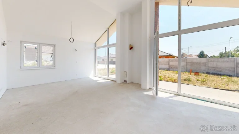 Rezervované 4.izb. Bungalov Sása-Lehnice