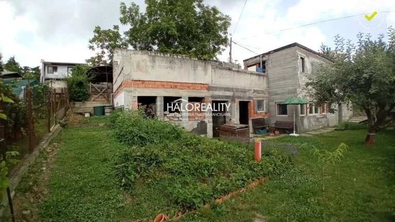 HALO reality - Predaj, pozemok pre rodinný dom 354 m2 Veľk