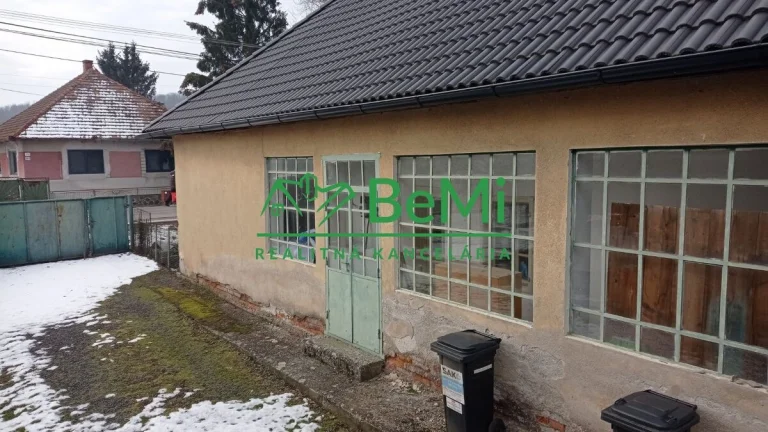 Predaj vidieckeho domu, chalupy - Žemberovce ( 041-12-DUJU)