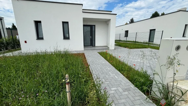 Novostavba rodinný dom Topoľčany 1 / VYPLATENA ZALOHA